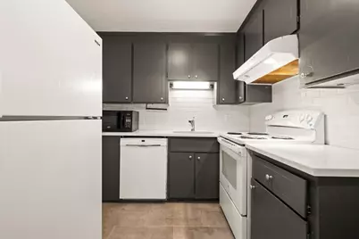 15 Cass Street #3, Boston, MA 02132 - Photo 6