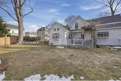 8 Winter St, Amesbury, MA 01913 - Photo 26