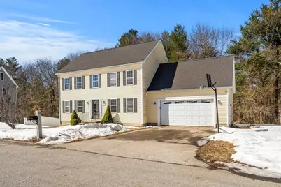 34 Shakespeare St, Tyngsborough, MA 01879 - Photo 38