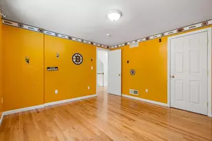 34 Shakespeare St, Tyngsborough, MA 01879 - Photo 22