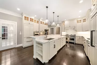 43 Bristol Rd, Wellesley, MA 02481 - Photo 12