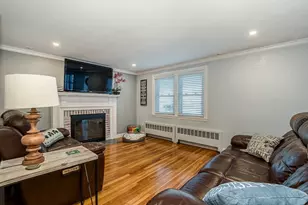 34 Sammett Ave, Boston, MA 02131 - Photo 10