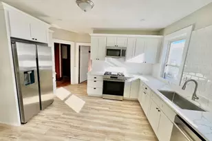 22 Heath St, Somerville, MA 02145 - Photo 1