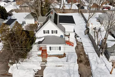 85 Division St, Brockton, MA 02301 - Photo 4