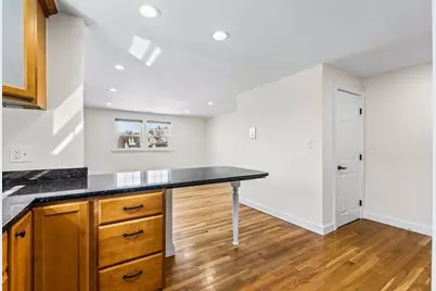 24 Denny St #6, Boston, MA 02125 - Photo 8