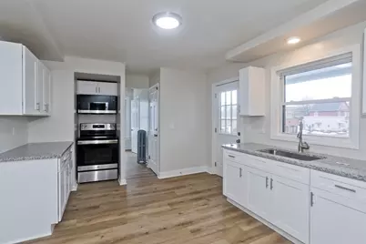 248 Hampden St, Chicopee, MA 01013 - Photo 22