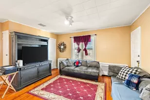 232 Mt Pleasant, Fall River, MA 02720 - Photo 10