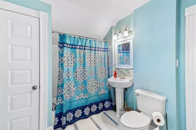 232 Mt Pleasant, Fall River, MA 02720 - Photo 18