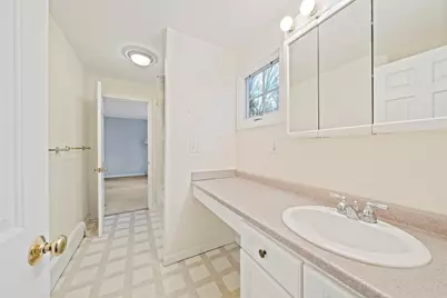 246 High St, Pembroke, MA 02359 - Photo 24
