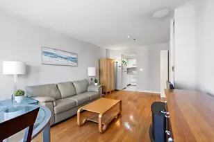 534 Commonwealth Ave, Boston, MA 02215 - Photo 2