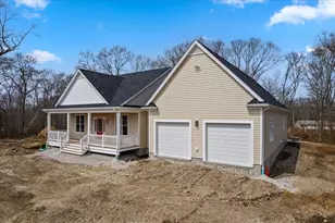 21 Cortney Dr, Westport, MA 02790 - Photo 2