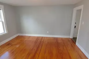 19 Cross St, Grafton, MA 01560 - Photo 12