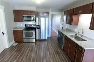 19 Cross St, Grafton, MA 01560 - Photo 2