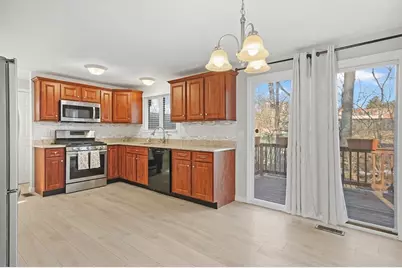 8 Keach Terrace, Waltham, MA 02453 - Photo 6