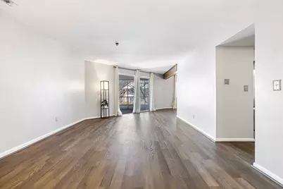 6 Jessica Dr #E, Stoughton, MA 02072 - Photo 2