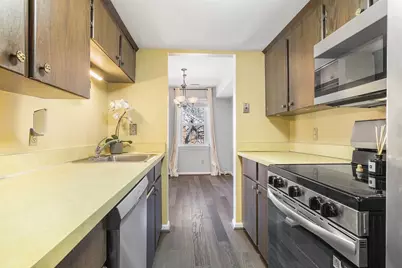 6 Jessica Dr #E, Stoughton, MA 02072 - Photo 8