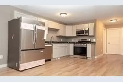 52 Richards St #52, Worcester, MA 01603 - Photo 4