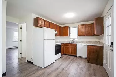 878-880 Saint James Ave, Springfield, MA 01104 - Photo 4