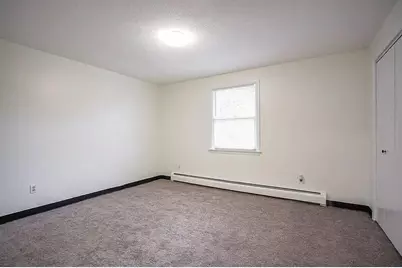 878-880 Saint James Ave, Springfield, MA 01104 - Photo 12
