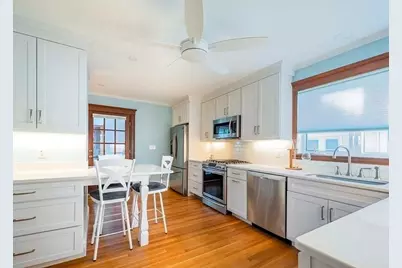 11 Gould St, Quincy, MA 02170 - Photo 10