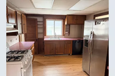 82 Flint St, Salem, MA 01970 - Photo 14