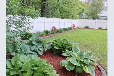 17 Vinton St, Leominster, MA 01453 - Photo 34