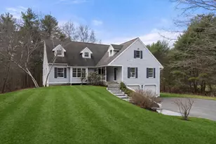 71 Philip St, Medfield, MA 02052 - Photo 1