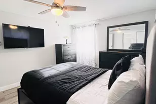 28 B Staples St, Taunton, MA 02718 - Photo 12