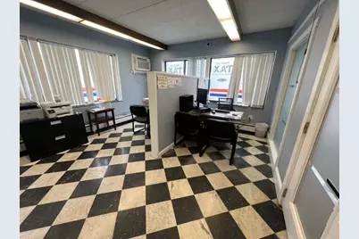 571 Broadway, Everett, MA 02149 - Photo 4