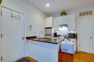 652 Massachusetts Ave, Boston, MA 02118 - Photo 6