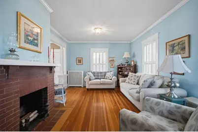 42 Lawler St, Holyoke, MA 01040 - Photo 10