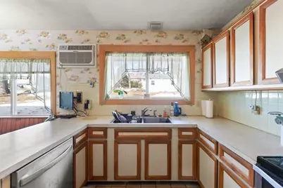 21 Olsen Rd, Peabody, MA 01960 - Photo 10