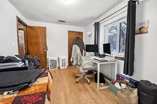 305 Riverside Ave, Medford, MA 02155 - Photo 8