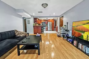 305 Riverside Ave, Medford, MA 02155 - Photo 4