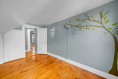 4 Boardman St, Amesbury, MA 01913 - Photo 18