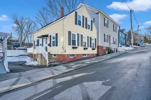 4 Boardman St, Amesbury, MA 01913 - Photo 1