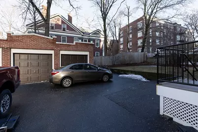 1039 Massachusetts Avenue, Cambridge, MA 02138 - Photo 2