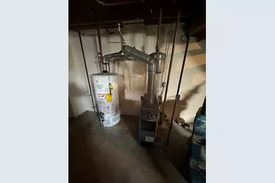 884-886 Saint James Ave, Springfield, MA 01104 - Photo 12