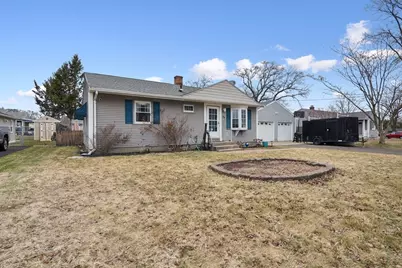 58 Acker Cir, Chicopee, MA 01013 - Photo 2