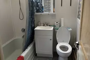 747 Middle St, Weymouth, MA 02188 - Photo 8