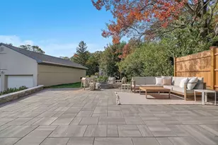 16 Oak St, Wellesley, MA 02482 - Photo 30