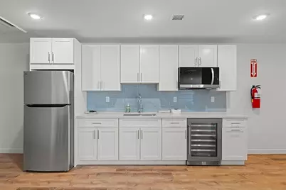 267 Old Colony Ave #507, Boston, MA 02127 - Photo 28