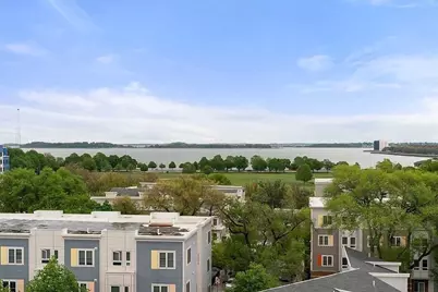 267 Old Colony Ave #507, Boston, MA 02127 - Photo 2