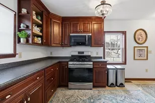17 School St, Middleborough, MA 02346 - Photo 4