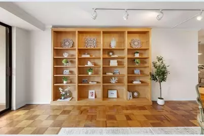 2 Hawthorne Pl #16M, Boston, MA 02114 - Photo 6