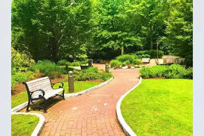 2 Hawthorne Pl #16M, Boston, MA 02114 - Photo 28