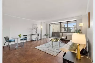 2 Hawthorne Pl #8C, Boston, MA 02114 - Photo 2