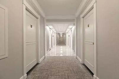 2 Hawthorne Pl #8C, Boston, MA 02114 - Photo 16