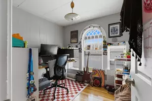 135-139 E Squantum St, Quincy, MA 02171 - Photo 20