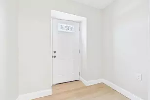 858 Kempton St, New Bedford, MA 02740 - Photo 24